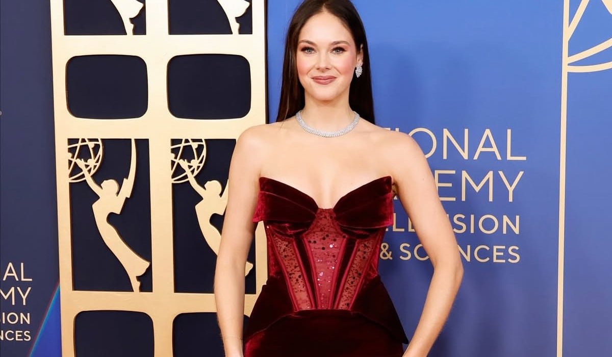 Abigail Klein Seen On Angelika Jozefczyk Gown