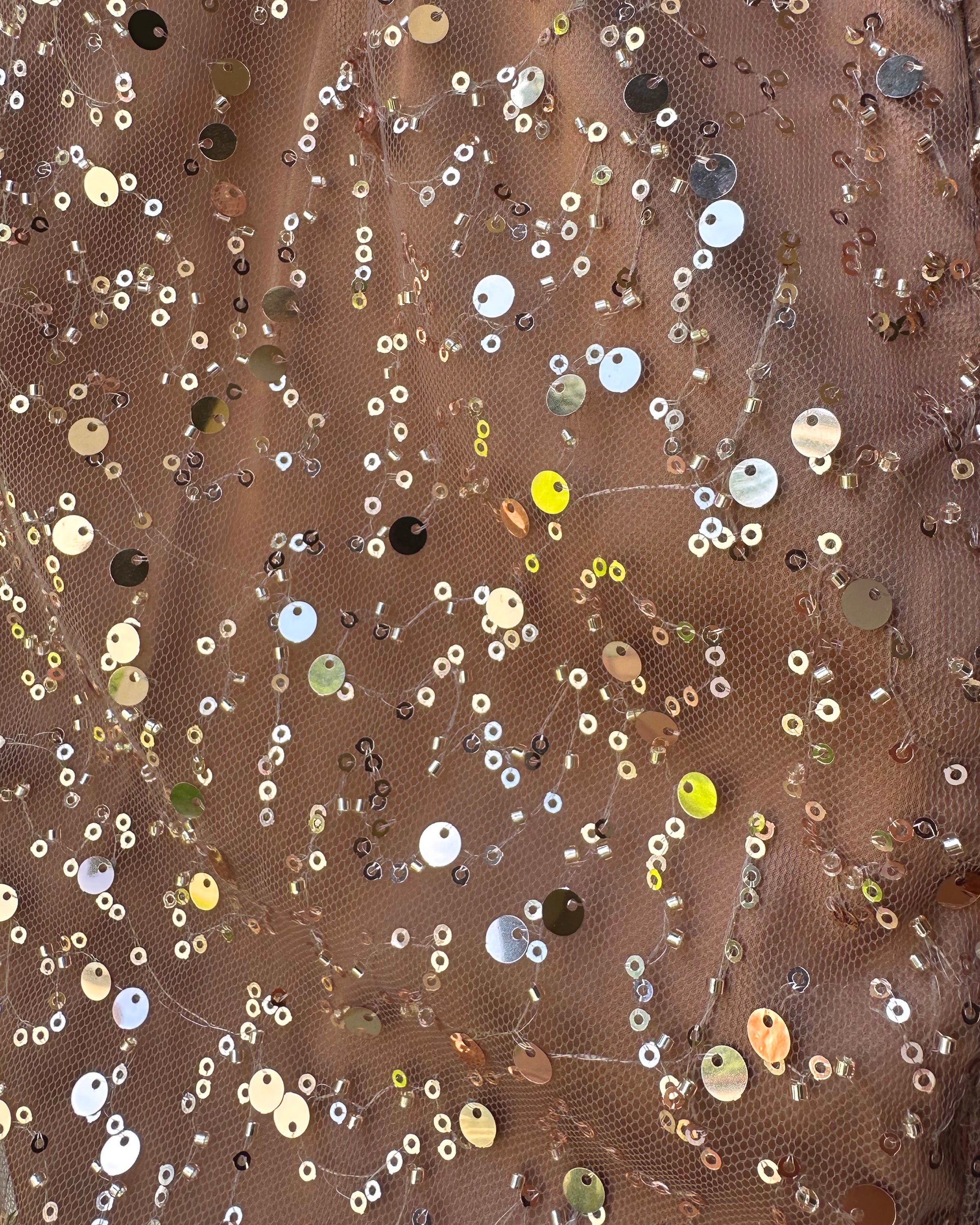 Details gold sequins and beads Stella dress atelier Angelika Józefczyk 